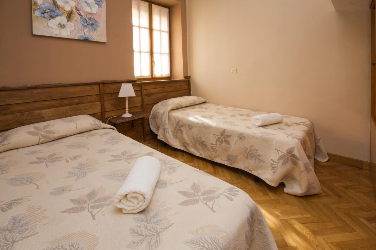Apartamentos Turisticos Avila Villa Carmen I ภายนอก รูปภาพ